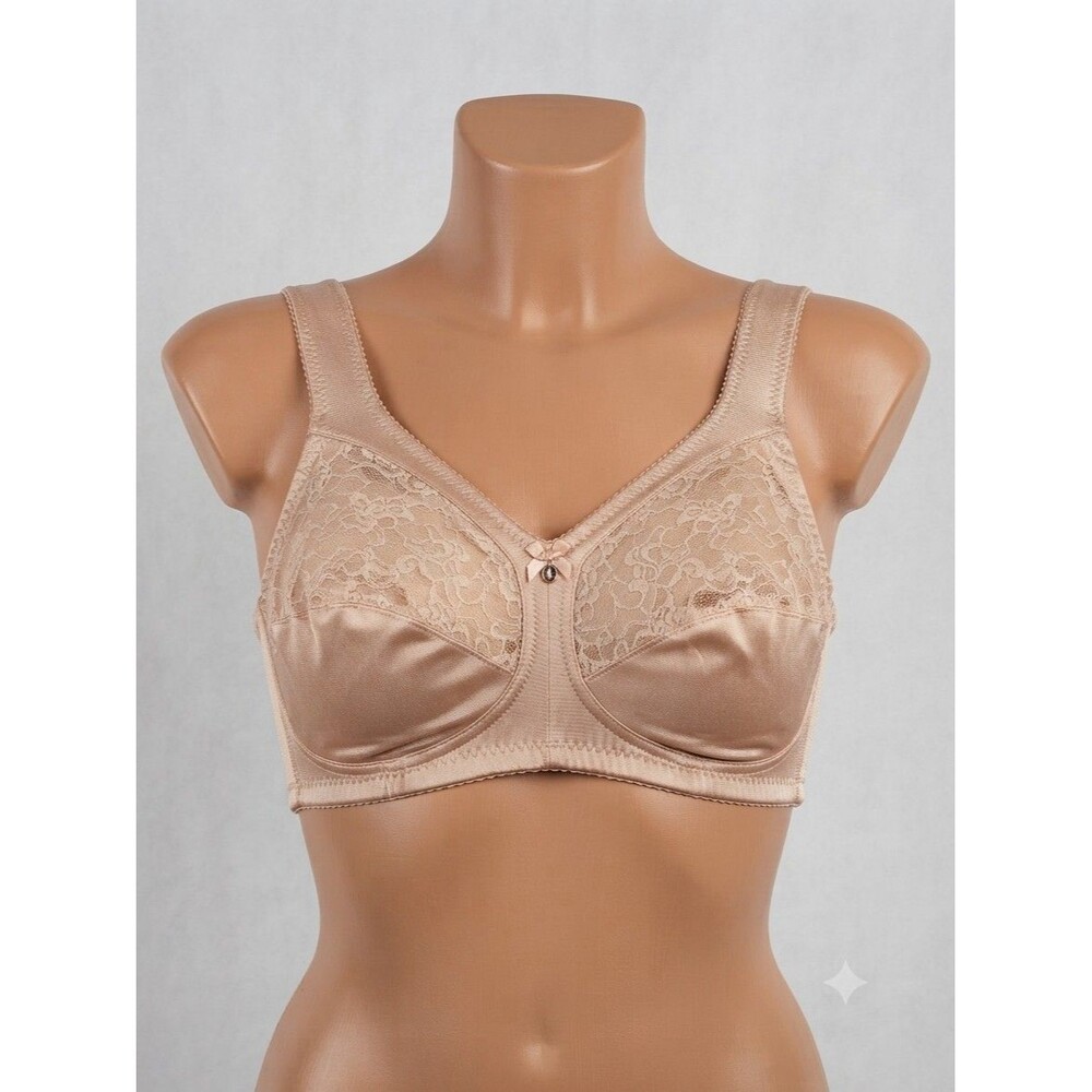 56F Glamorise 1000 Magic Lift Wireless Full Coverage Bra Beige Lace Floral Bow
